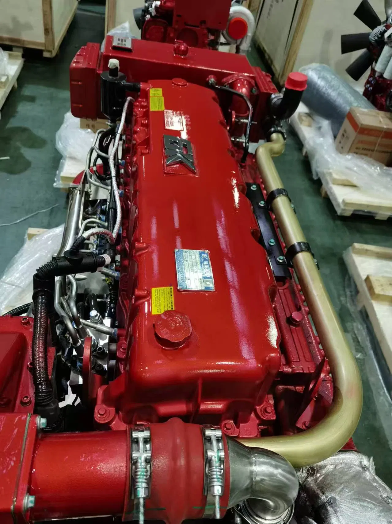 Yc6K490L-C20，中国玉柴船用柴油发动机，490马力/1500转/分，水冷