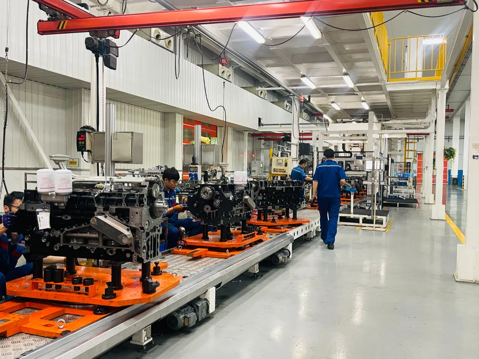 Yc4a220L-C20 中国玉柴船用发动机，220PS，162kw，2300rpm